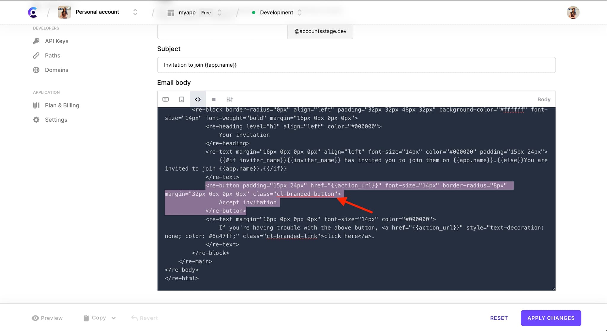 The 'Invitation' email template customization page. The 'email body' WSYIWG editor is toggled to HTML mode. There is a red arrow pointing to the 'cl-branded-button' class.